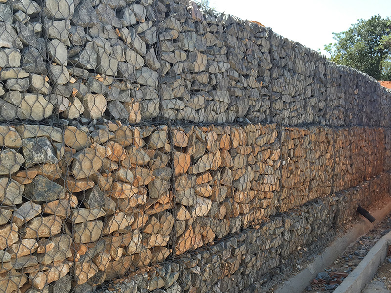 Muro de Gabião - Material e Mão de Obra Especializada