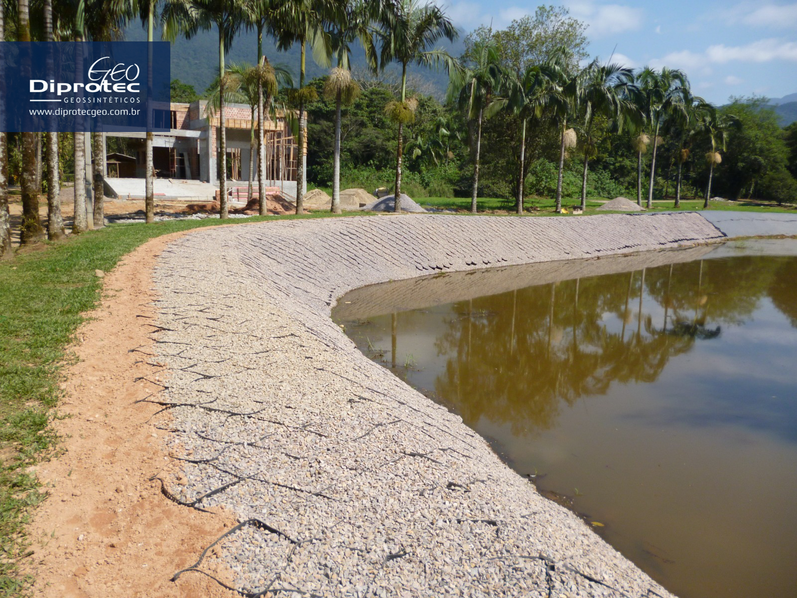 Quais são os materiais usados na fabricação de geocélulas | Diprotec Geo